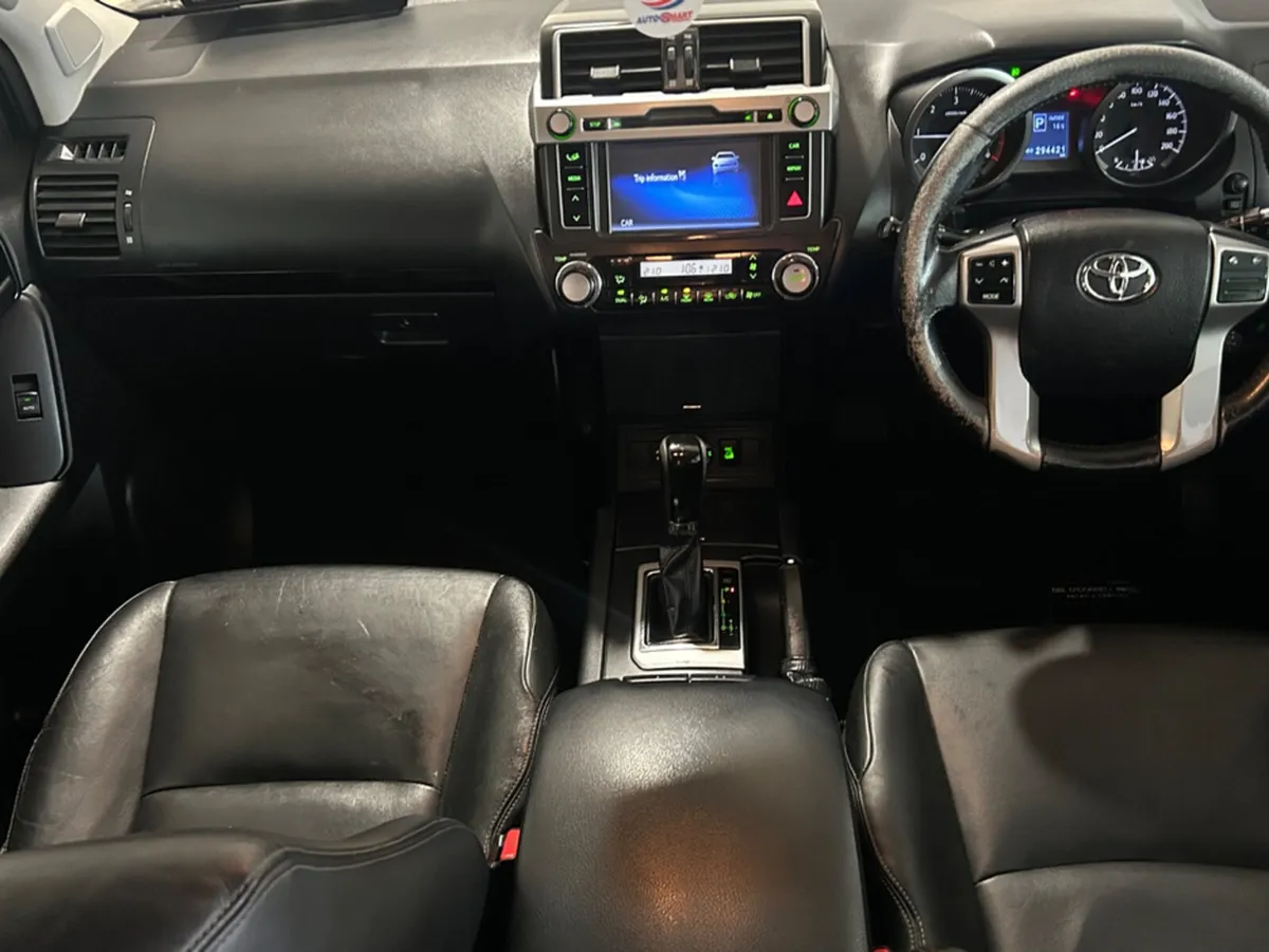 Toyota Land Cruiser LWB BUSINESS AUTO LC 4DR - Image 4