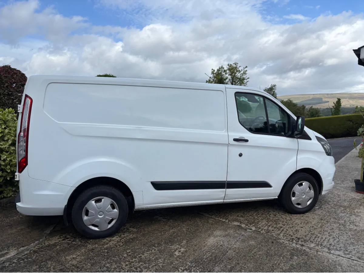 Ford Transit Custom SWB TREND NEW WET BELT - Image 2
