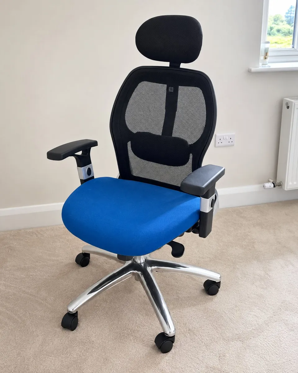Premium Ergonomic Office Chair – Blue / Black - Image 2
