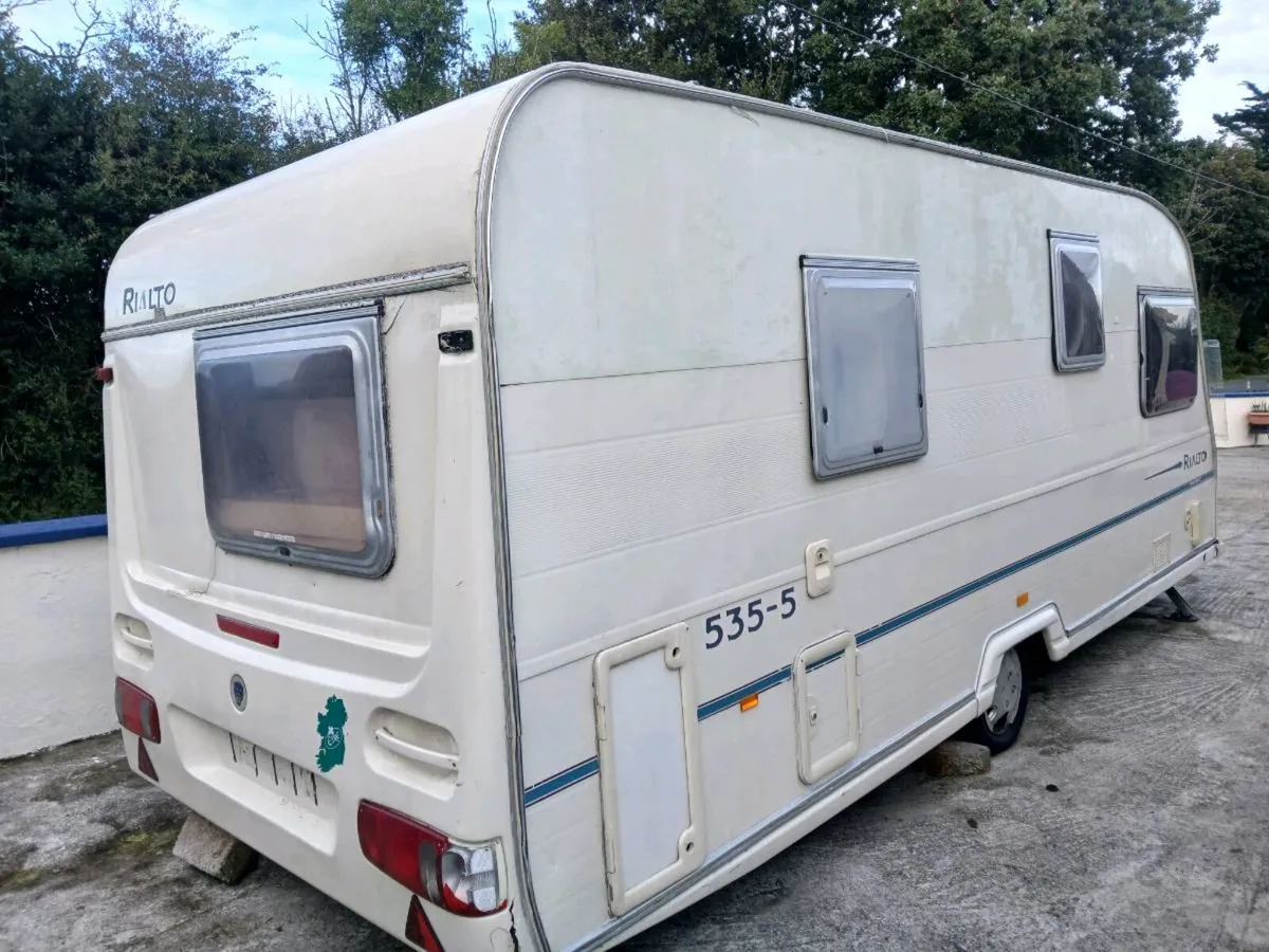 Caravan - Image 2