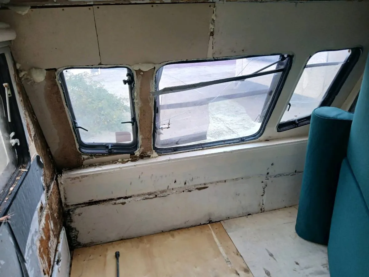 Caravan - Image 3