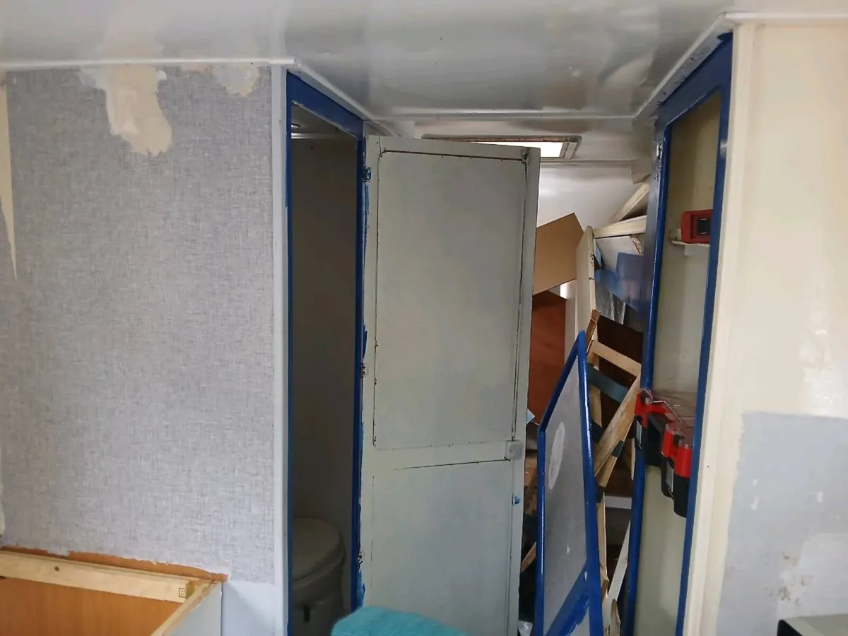 Caravan - Image 4