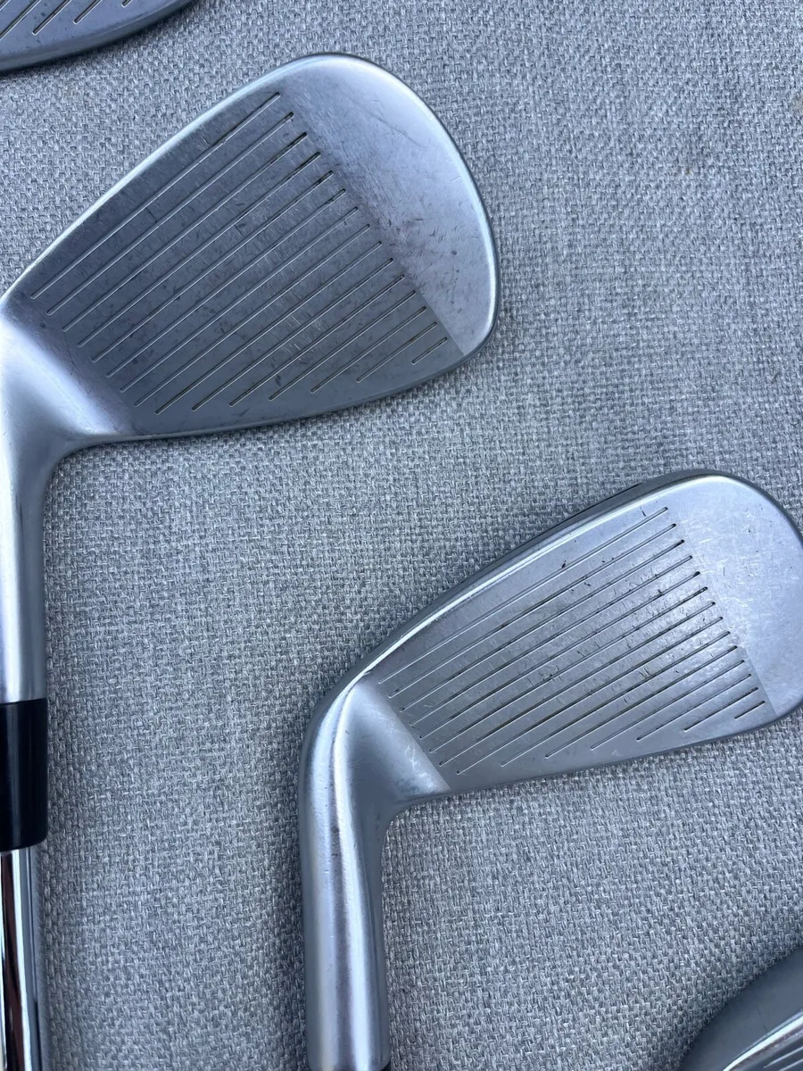 Taylormade P790 golf clubs - Image 4
