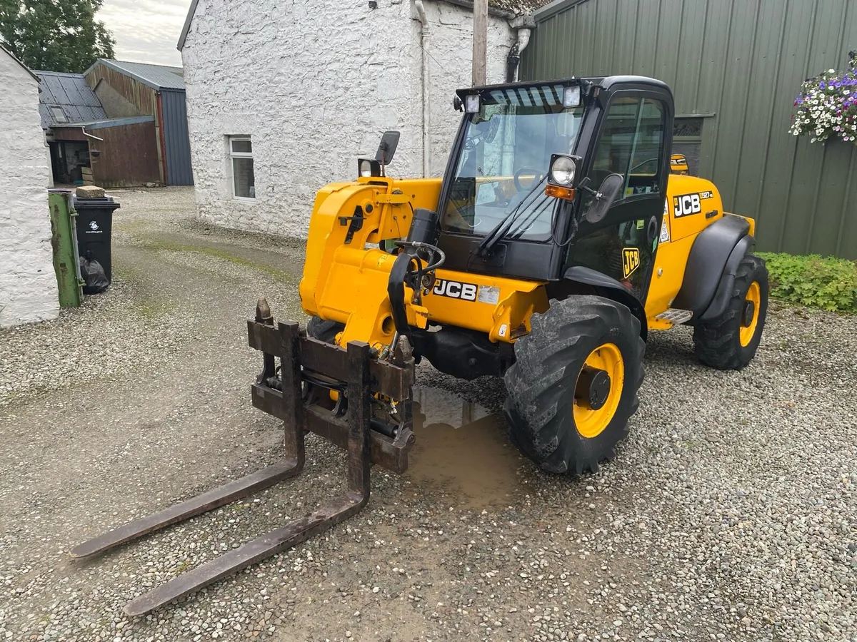 JCB 527-55 2011 5861 hours - Image 2