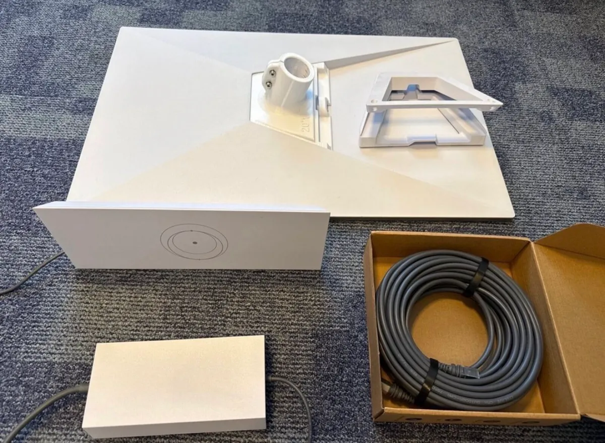 Starlink Standard Kit with pole adapter - Image 1