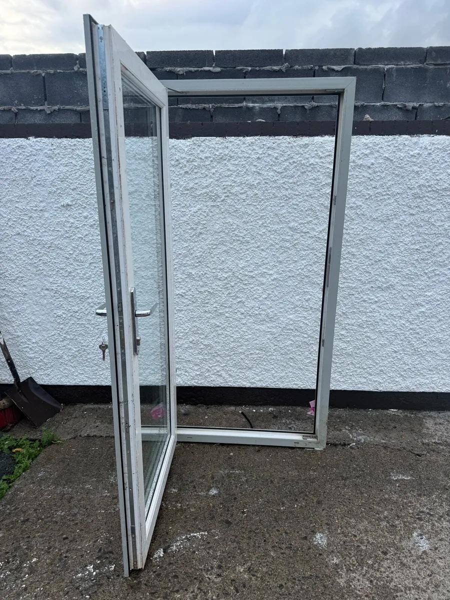 Pvc, Back door - Image 2