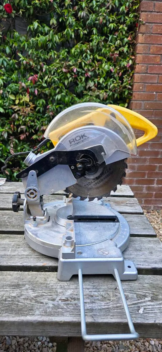 Rok Powertools Bench Saw - Image 1