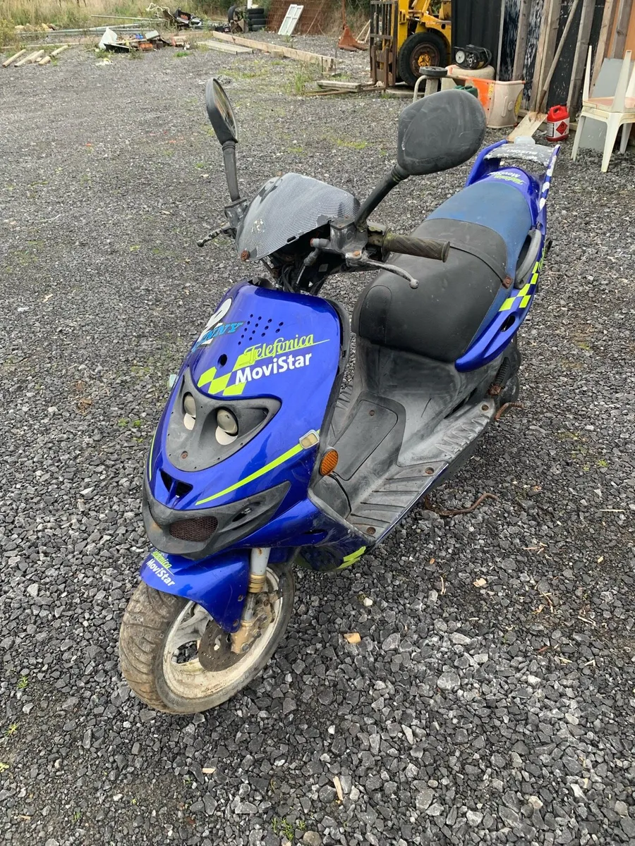 Two mopeds - Image 1