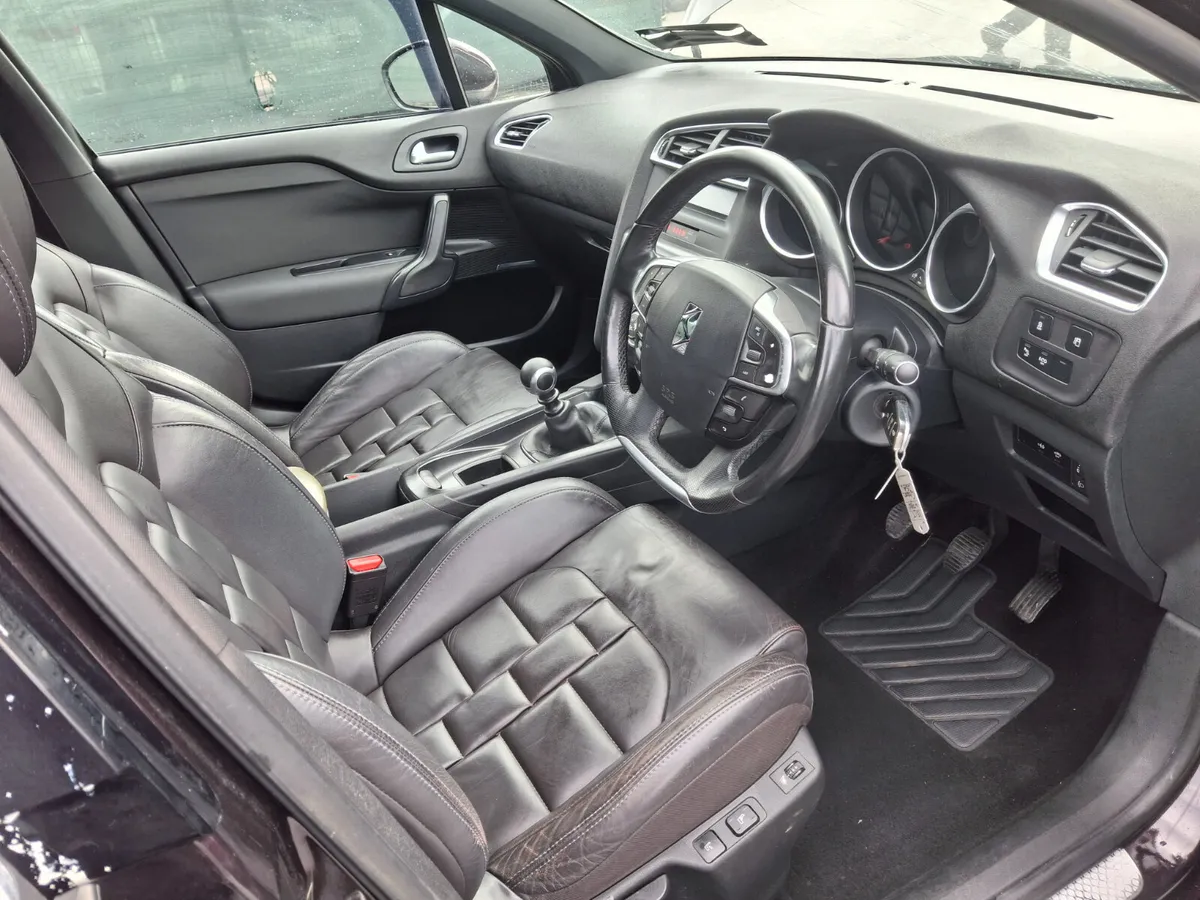 2015 Citroen DS4  1.6 Hdi - Image 4