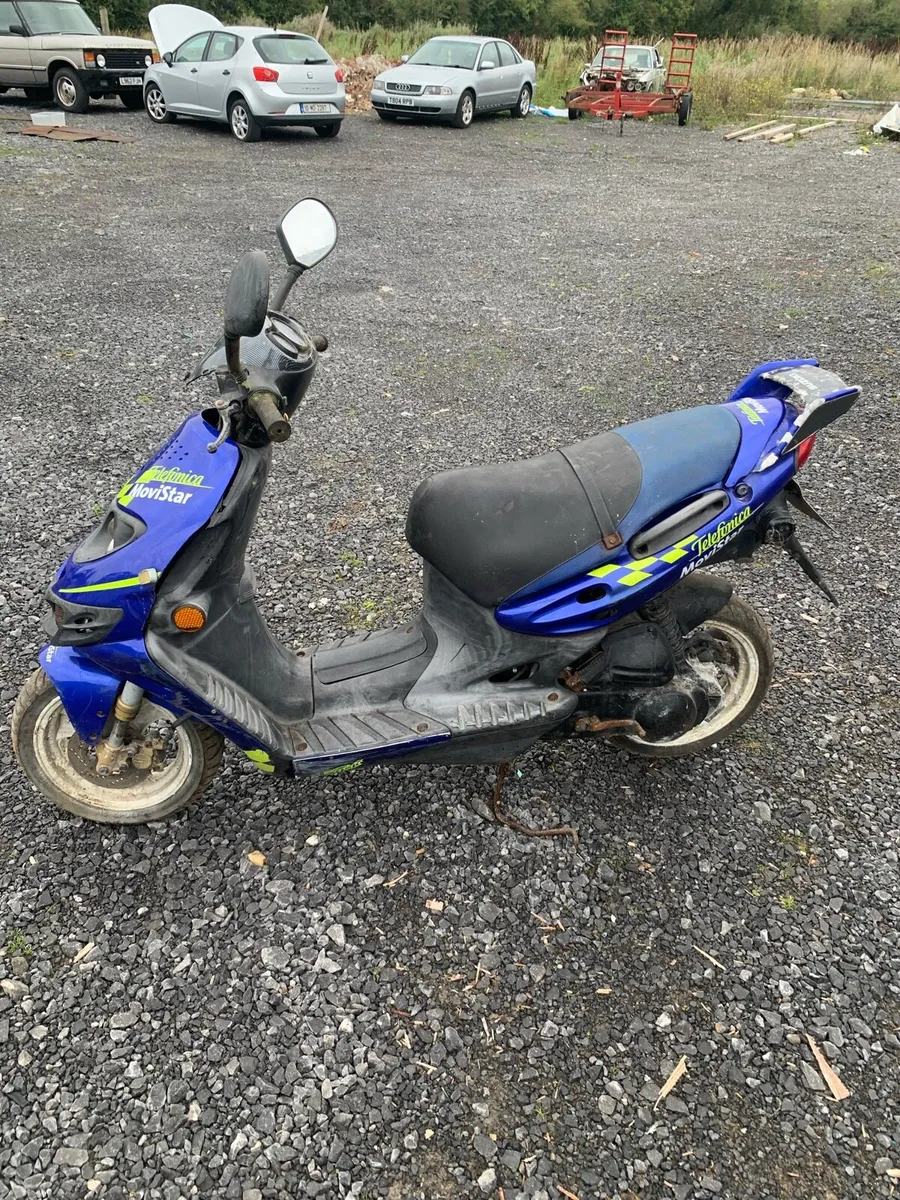 Two mopeds - Image 2