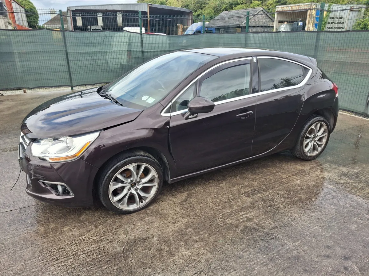 2015 Citroen DS4  1.6 Hdi - Image 1