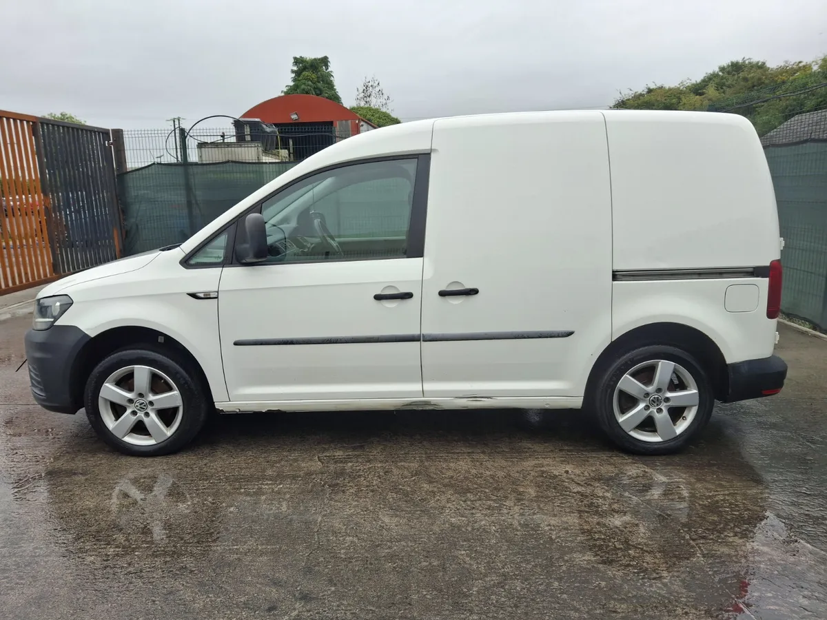 182 Volkswagen Caddy  2.0 Tdi - Image 2