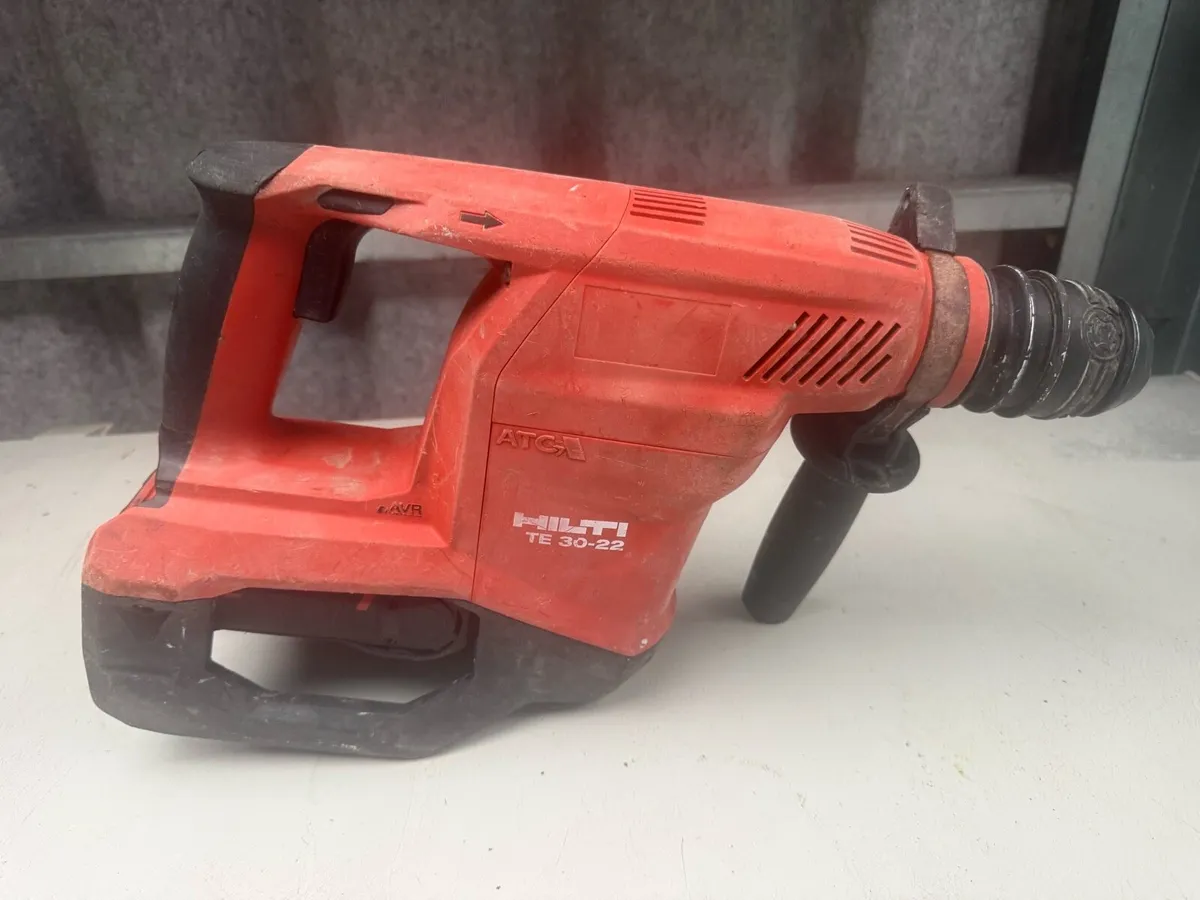 Hilti TE 30 -22 combi drill + Battery - Image 2