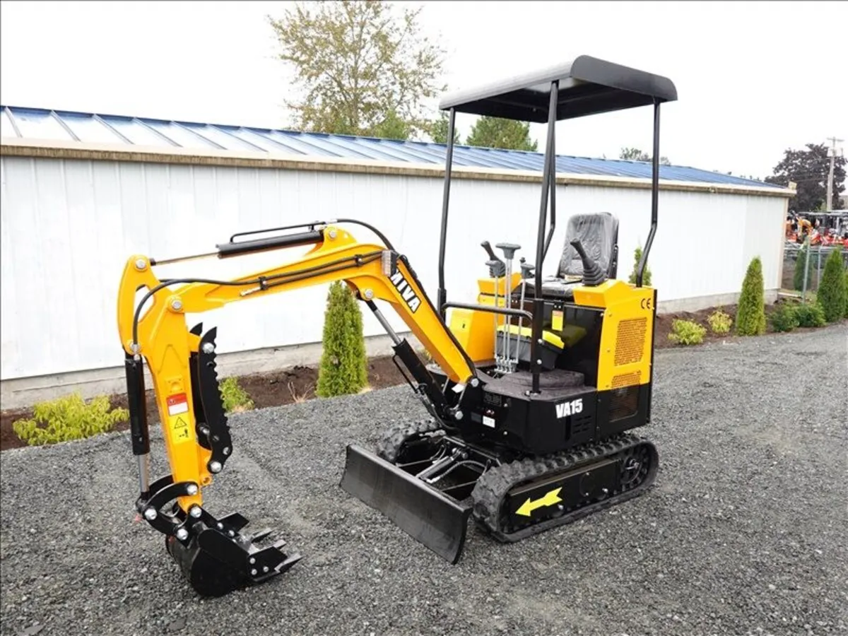 MIVA 1.5 TON DIESEL MINI DIGGER - Image 4