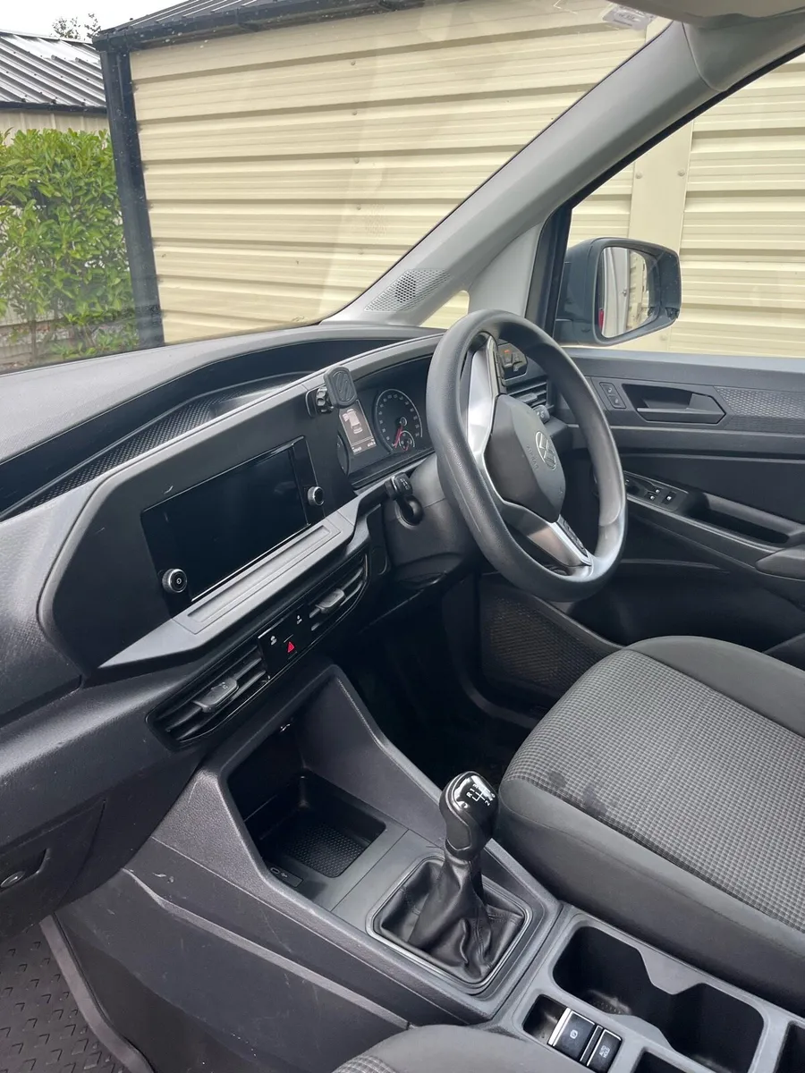 Volkswagen Caddy - Image 4