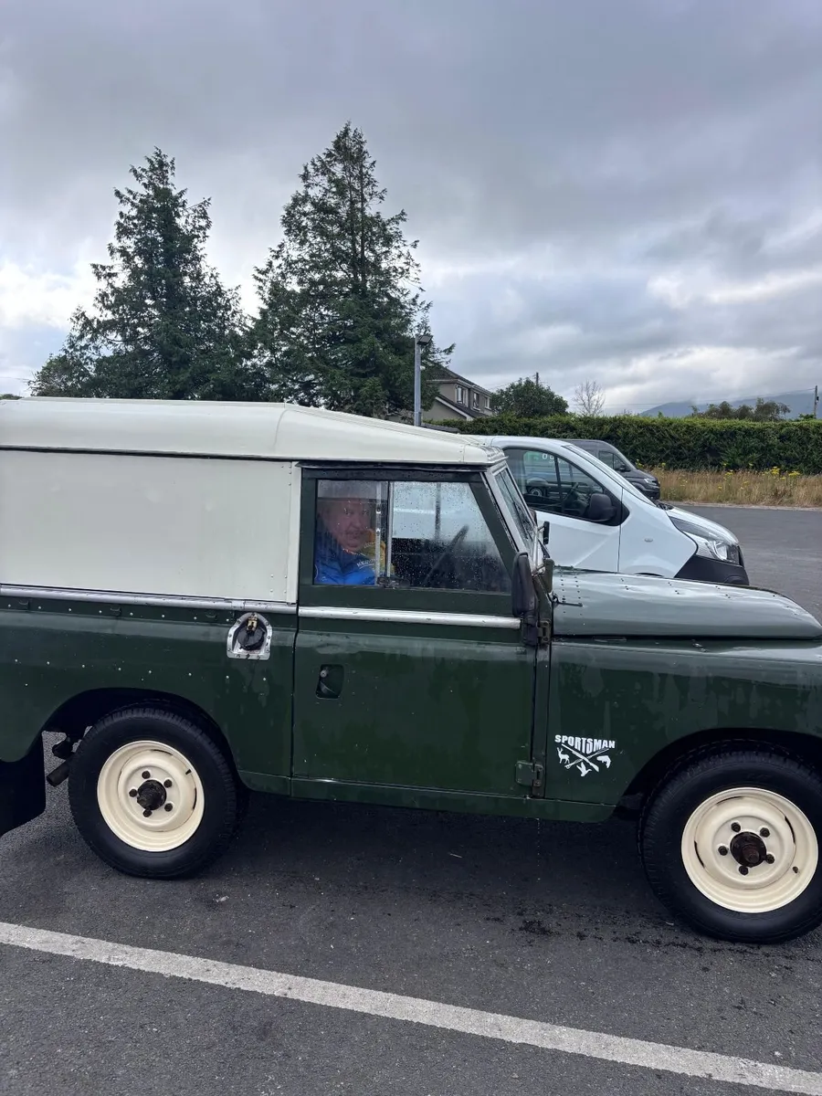Land Rover 1977 - Image 2
