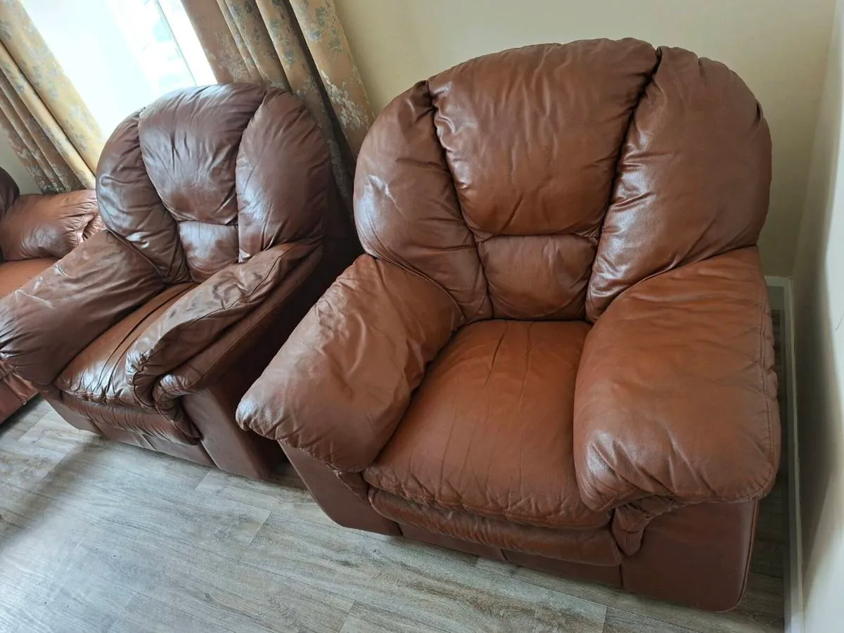 Comfortable Real Leather Sofa Suite 3+1+1 – Good C - Image 2