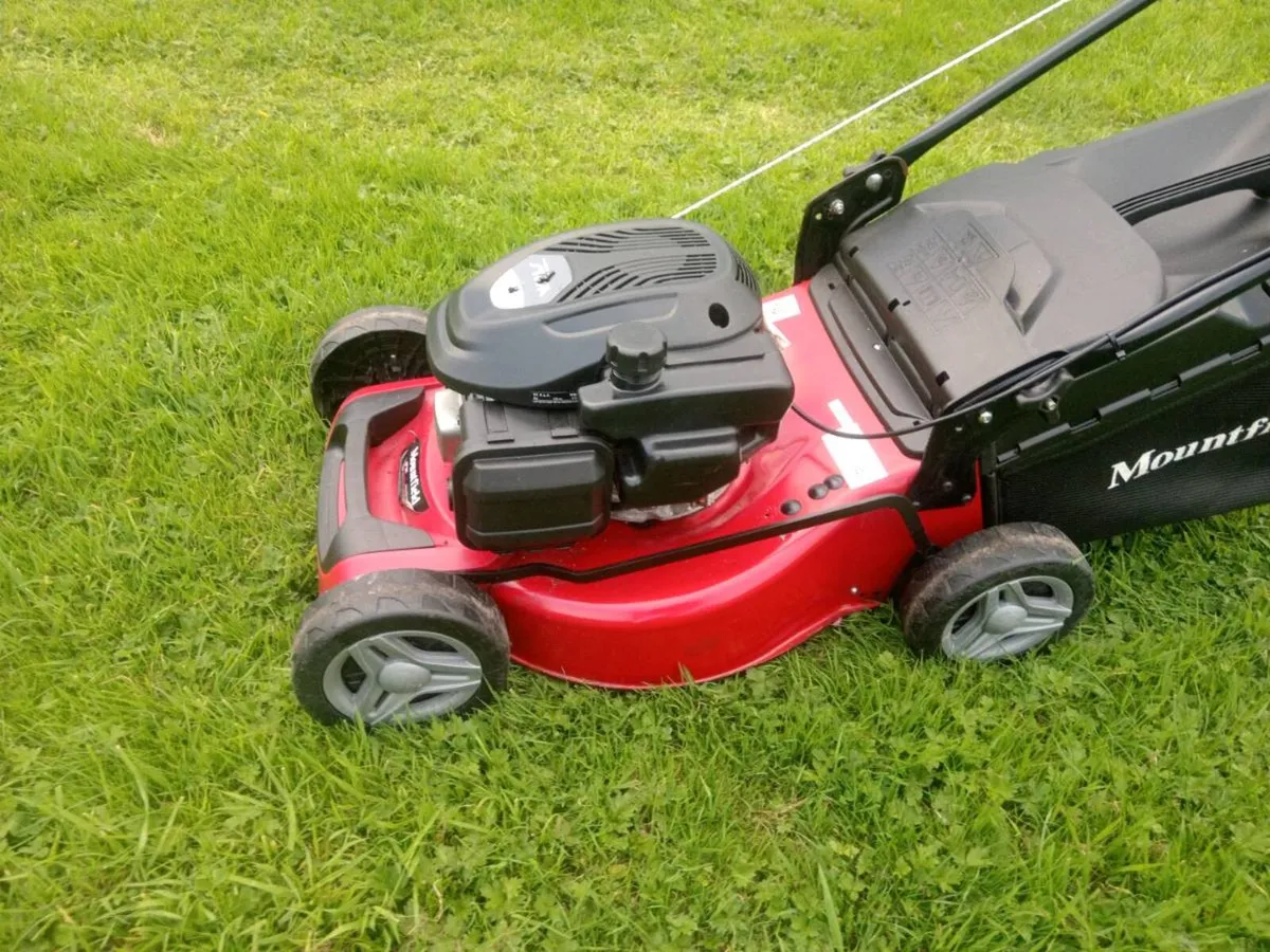 Lawnmowers - Image 2