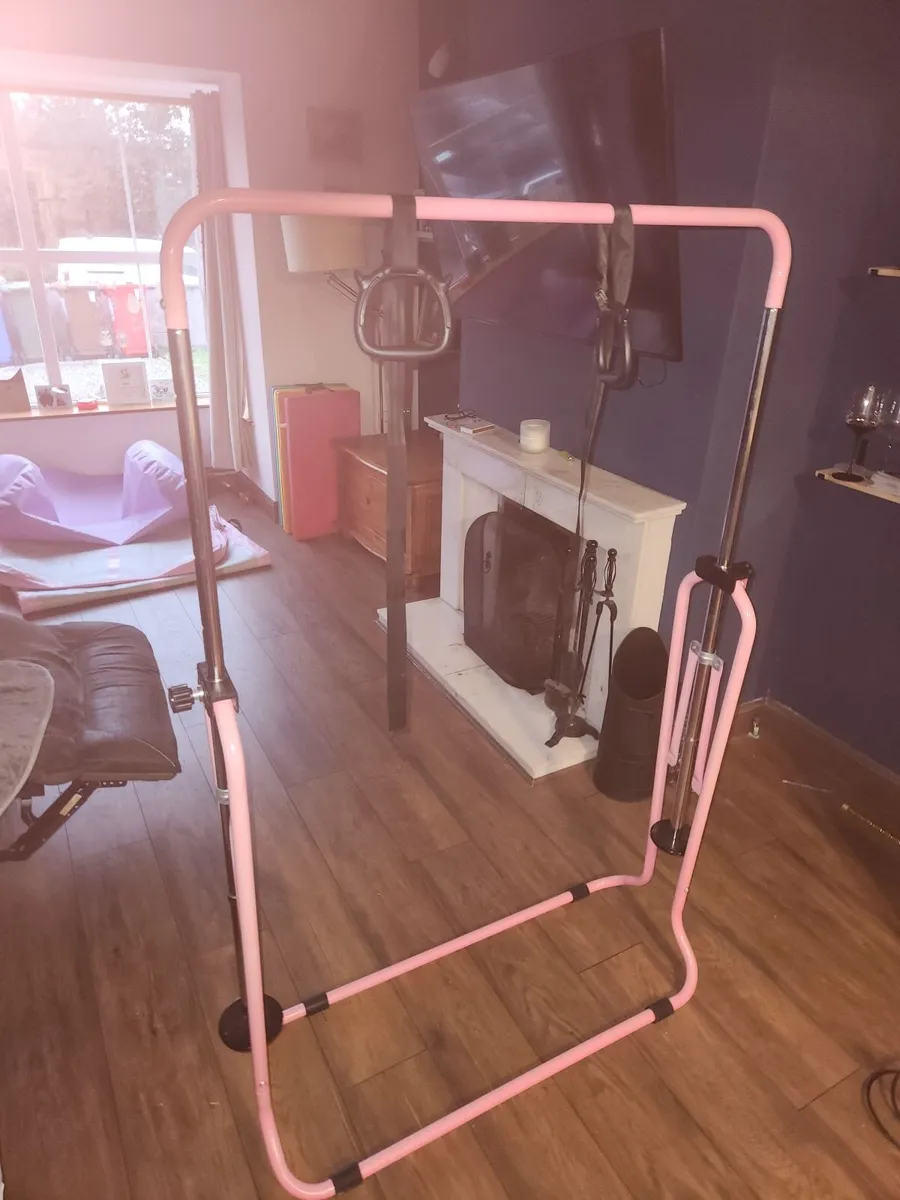 Gymnastics bar - Image 2