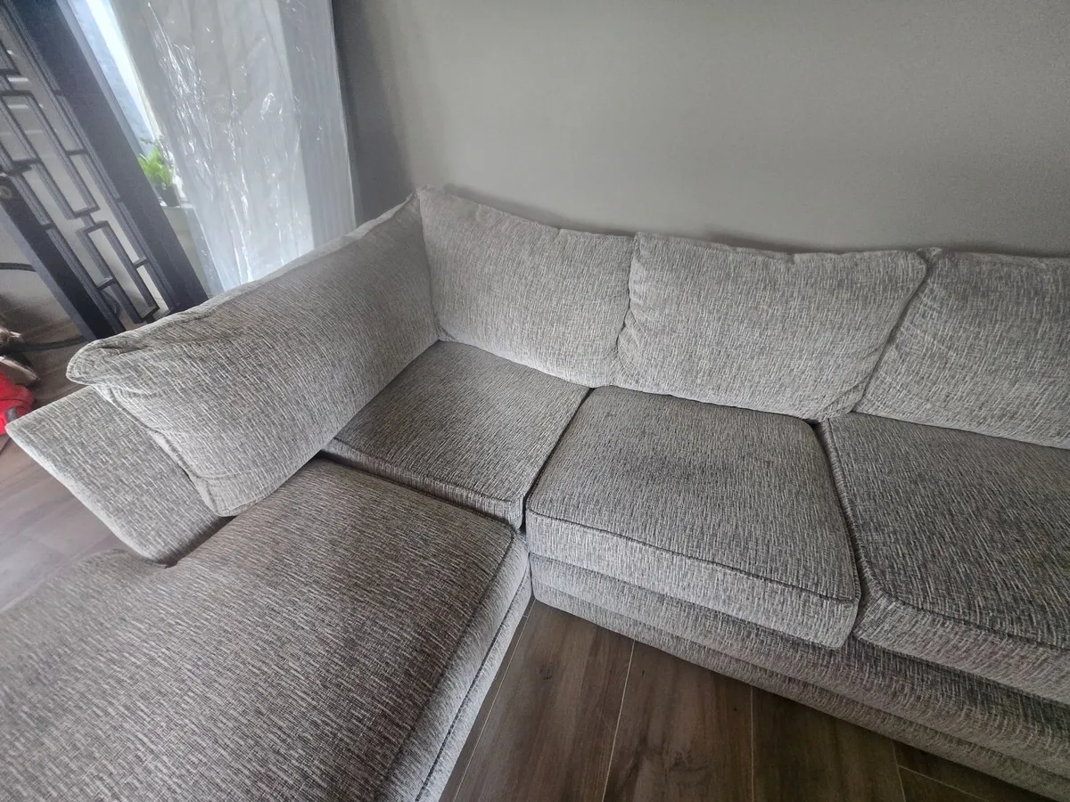 Couch - Image 1