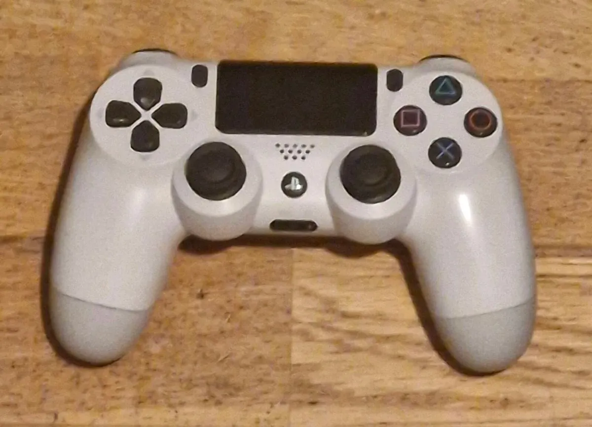 PlayStation 4 - Image 2