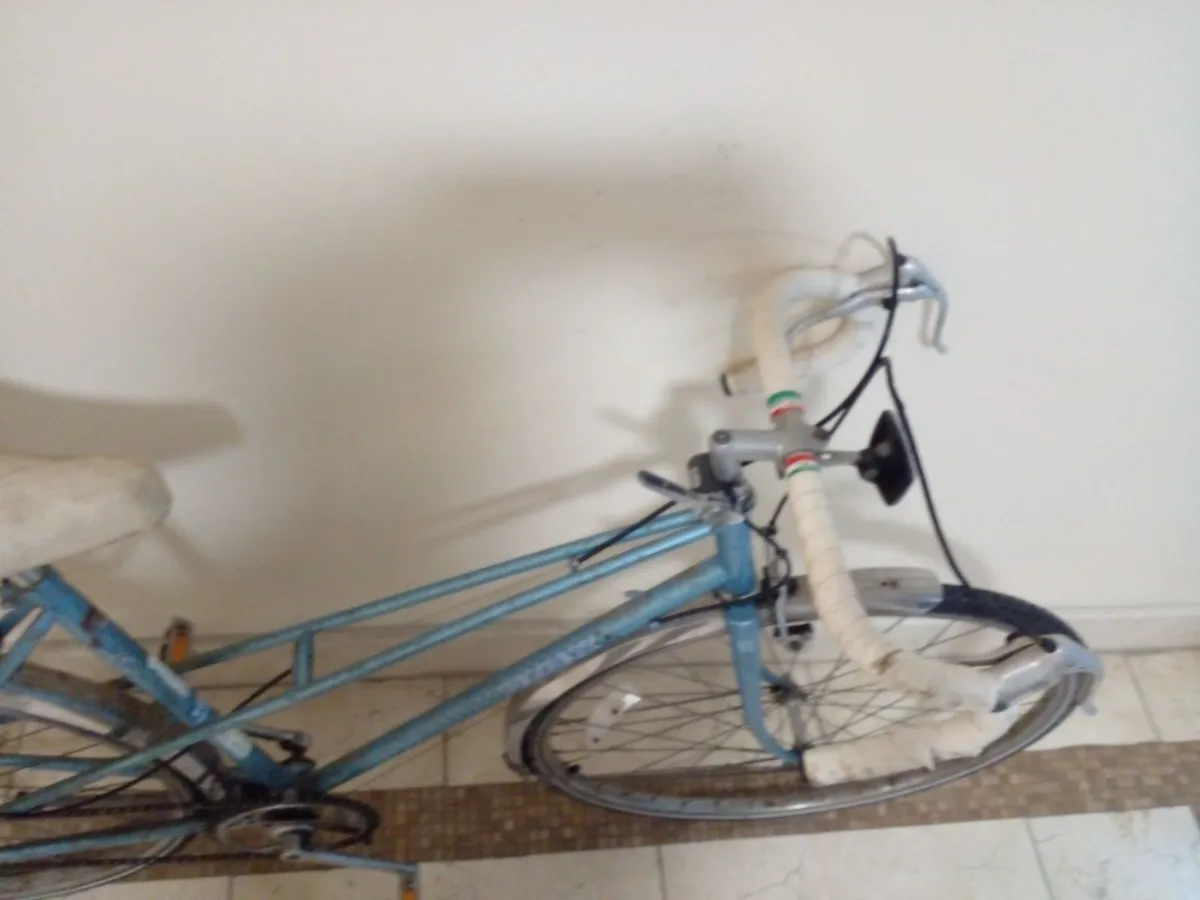 Peugeot ladies bicycle - Image 2