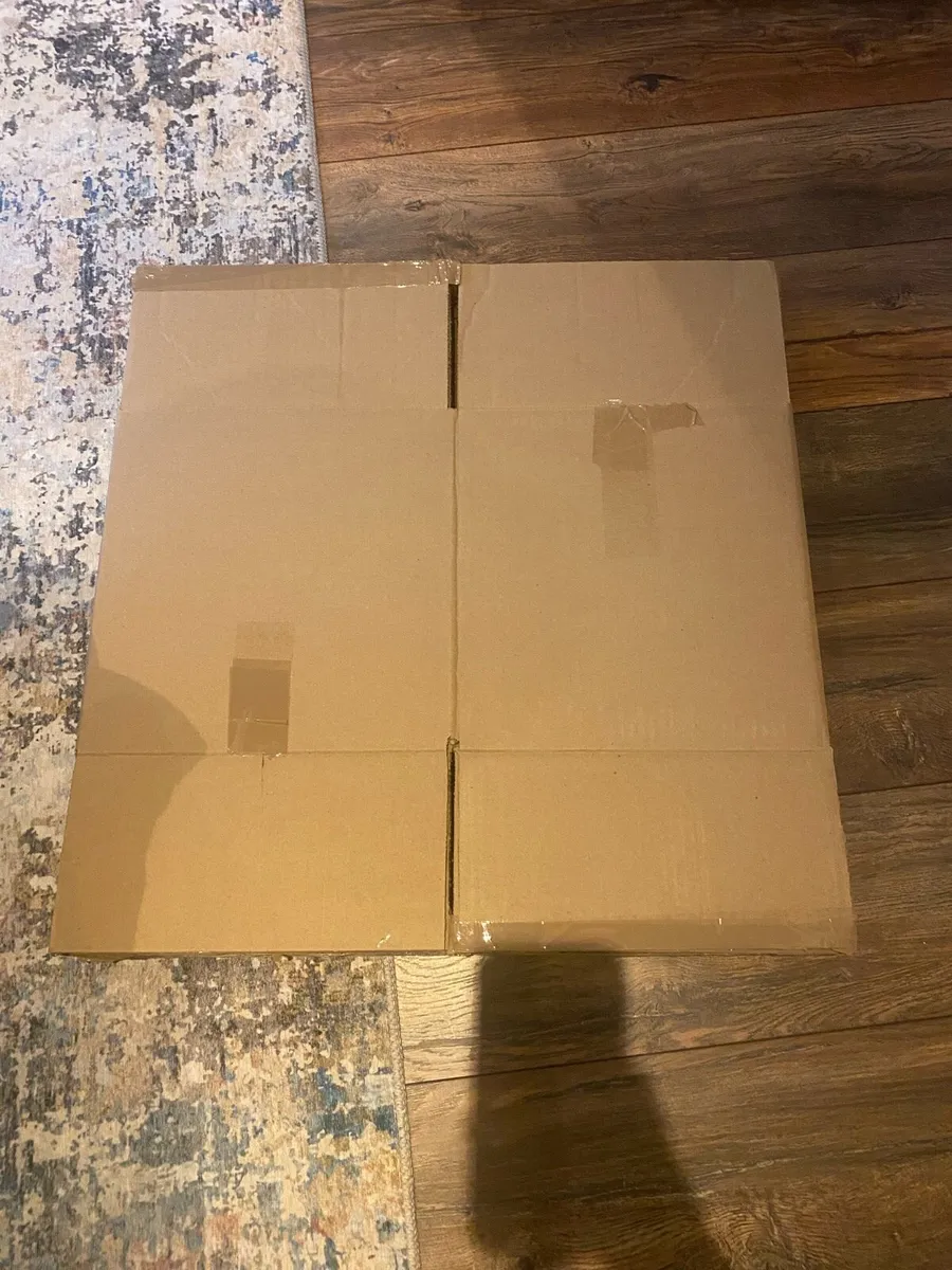 Moving Bundle of Boxes - Image 4