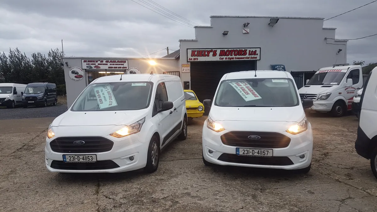 Ford Transit CONNECT CHOICE OF TWO TRENDLINES MINT - Image 2
