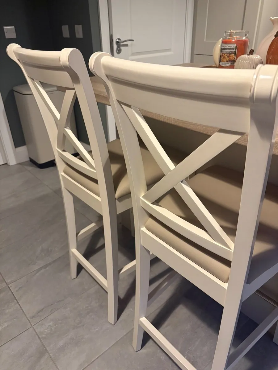 Island Chairs - Image 1