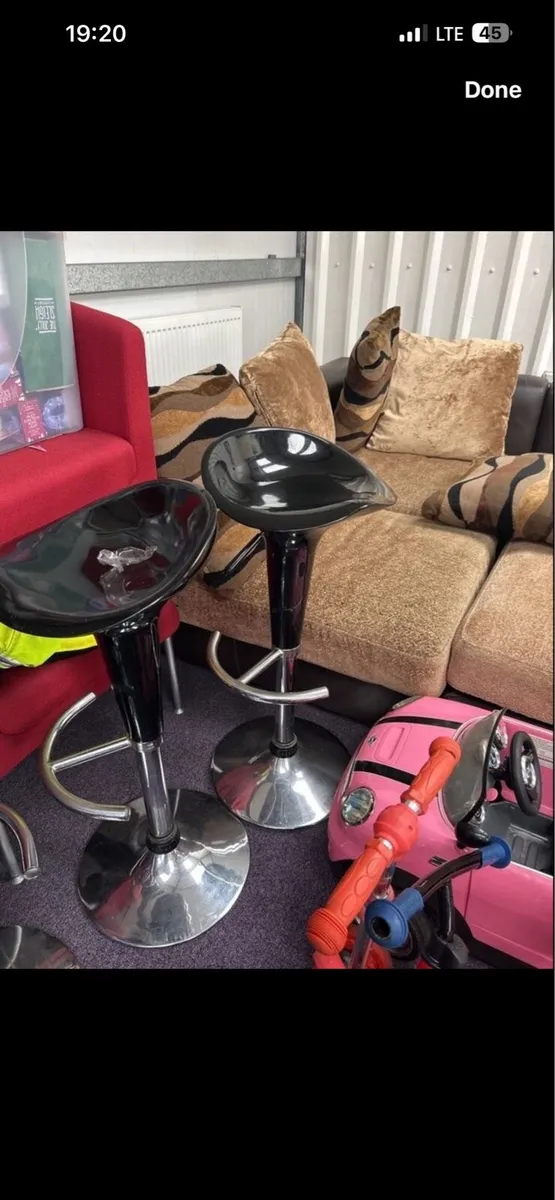 4 Black Chrome Swivel Bar Kitchen Stools - Image 3