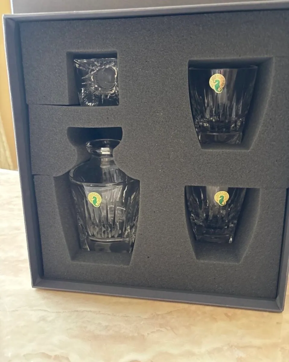 Waterford crystal decanter & whiskey glasses - Image 1