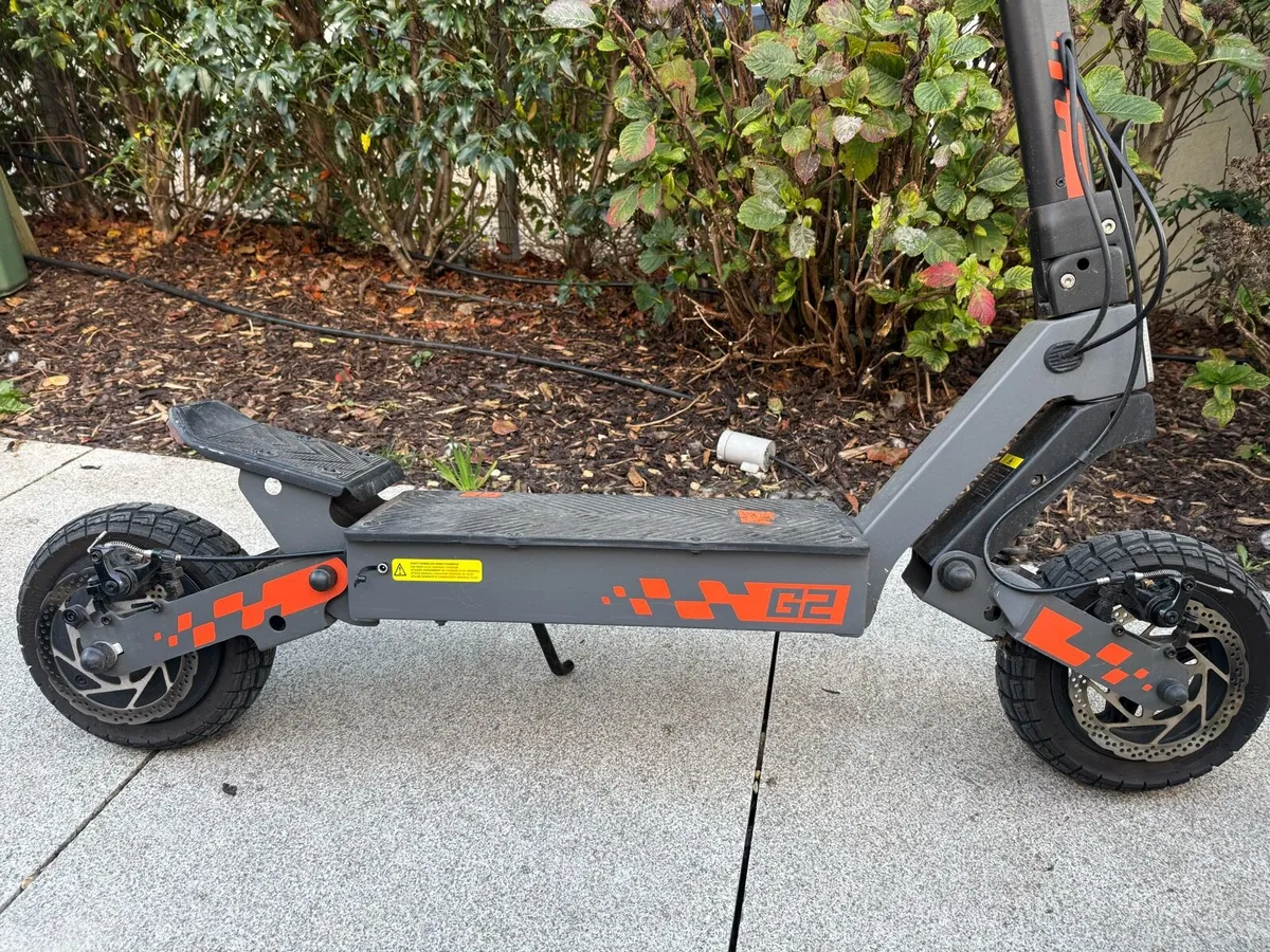 Kugoo KuKirin G2 scooter,45km/hr,55km range - Image 1