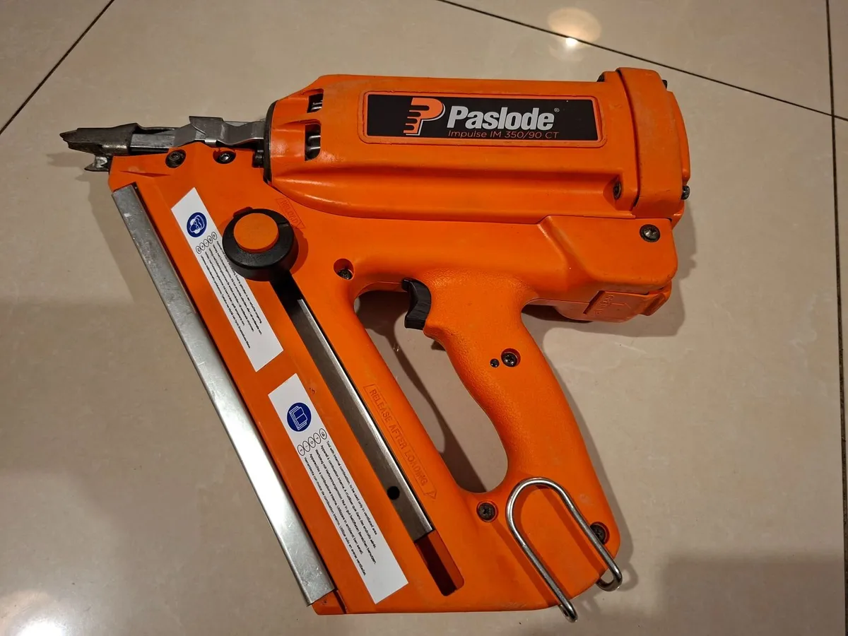 Paslode im350 1st Fix Nail Gun"Fully Serviced" - Image 3