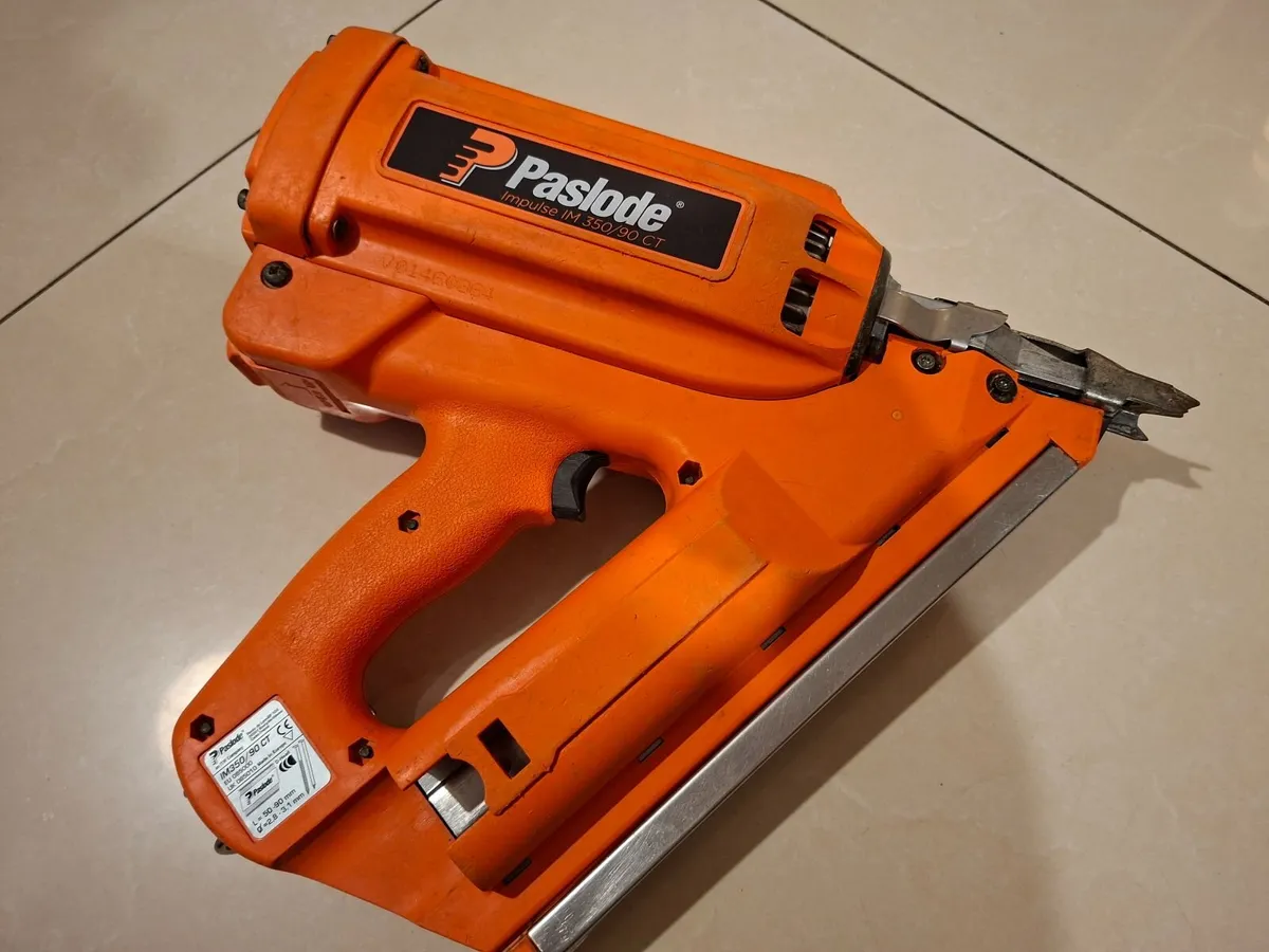 Paslode im350 1st Fix Nail Gun"Fully Serviced" - Image 4