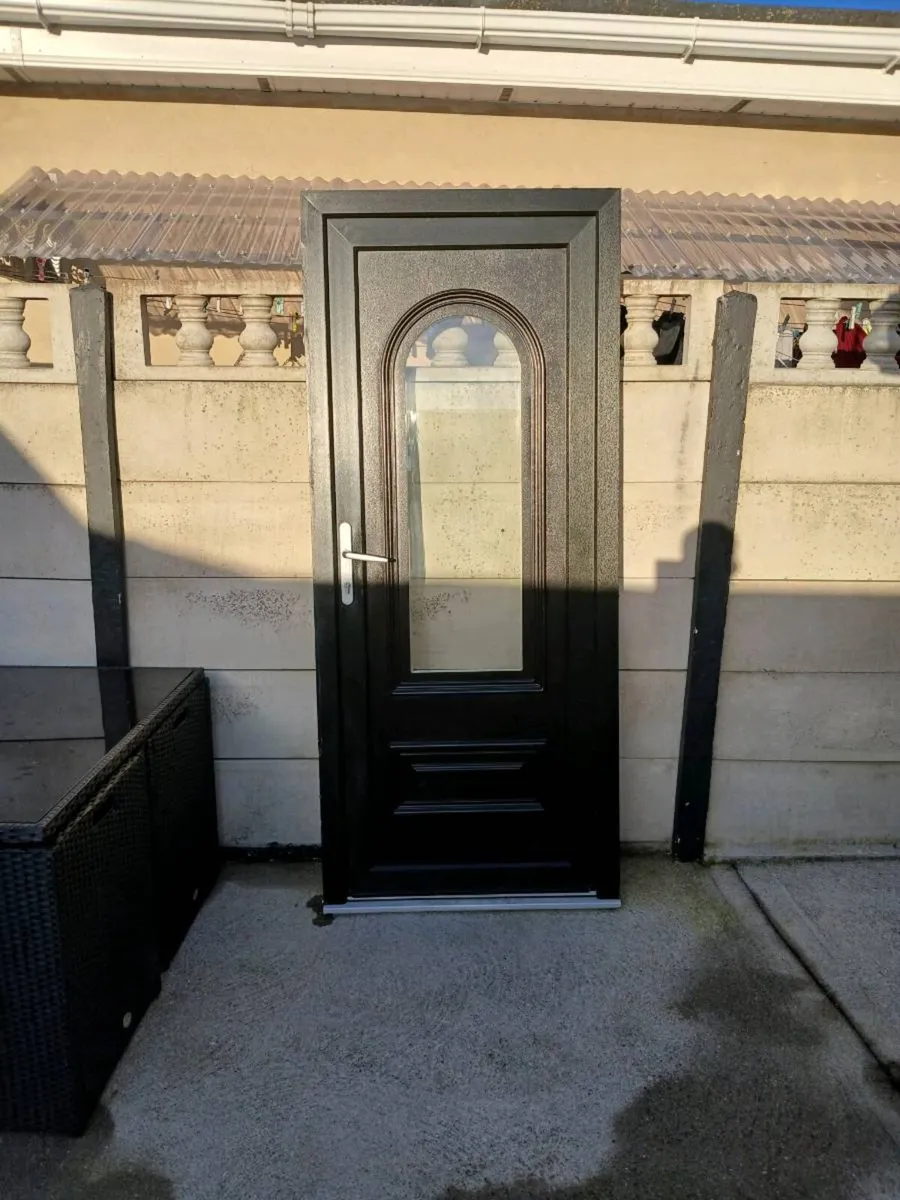 PVC door with frame - Image 1