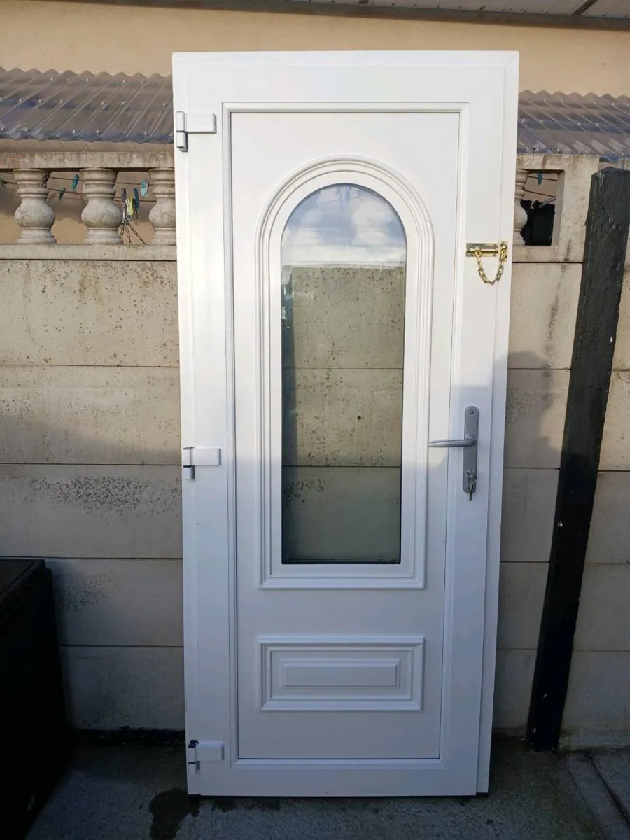 PVC door with frame - Image 2