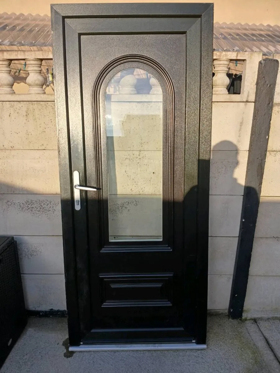 PVC door with frame - Image 3