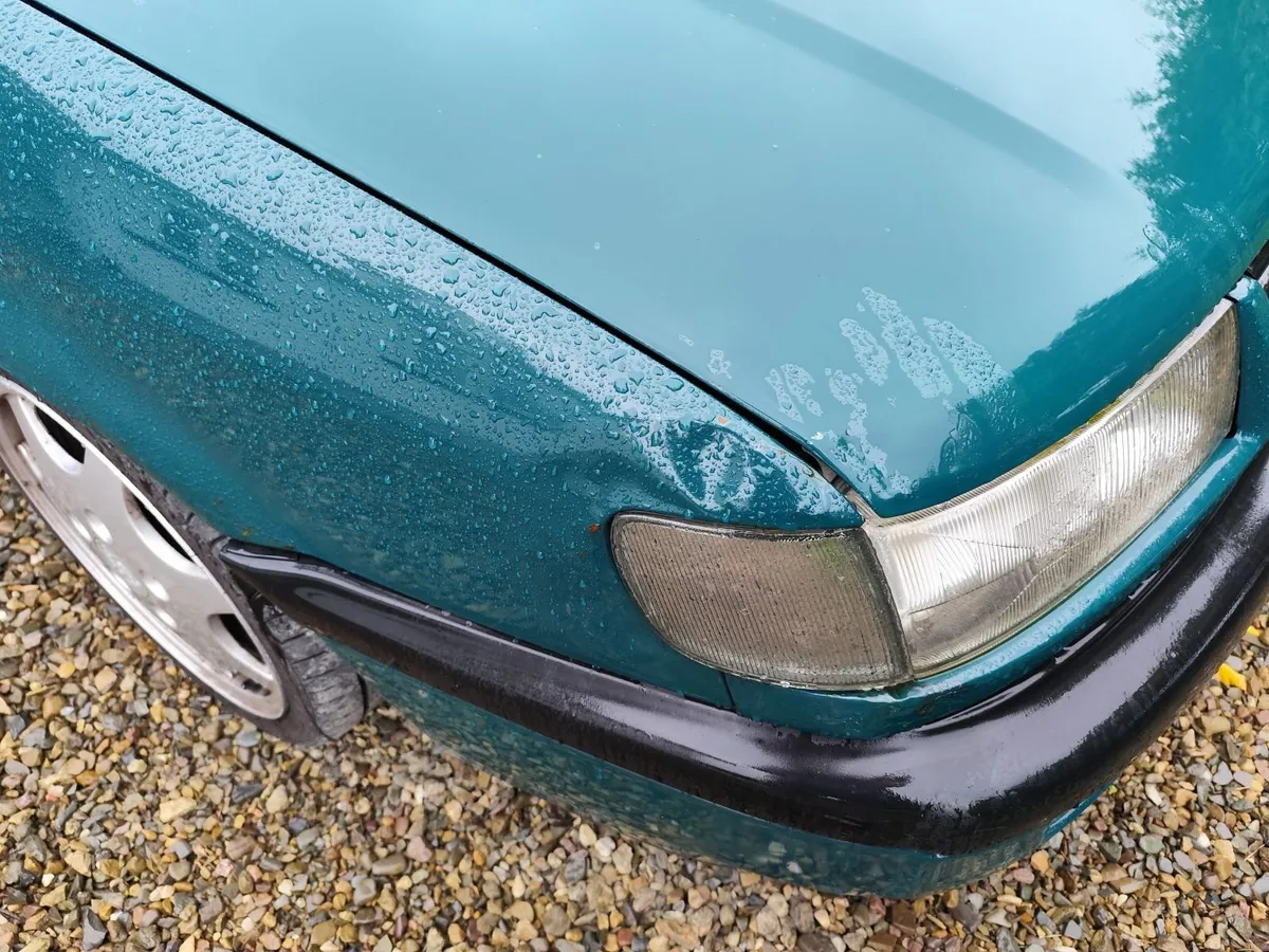 Volkswagen Passat 1995 2.0 petrol manual - Image 3