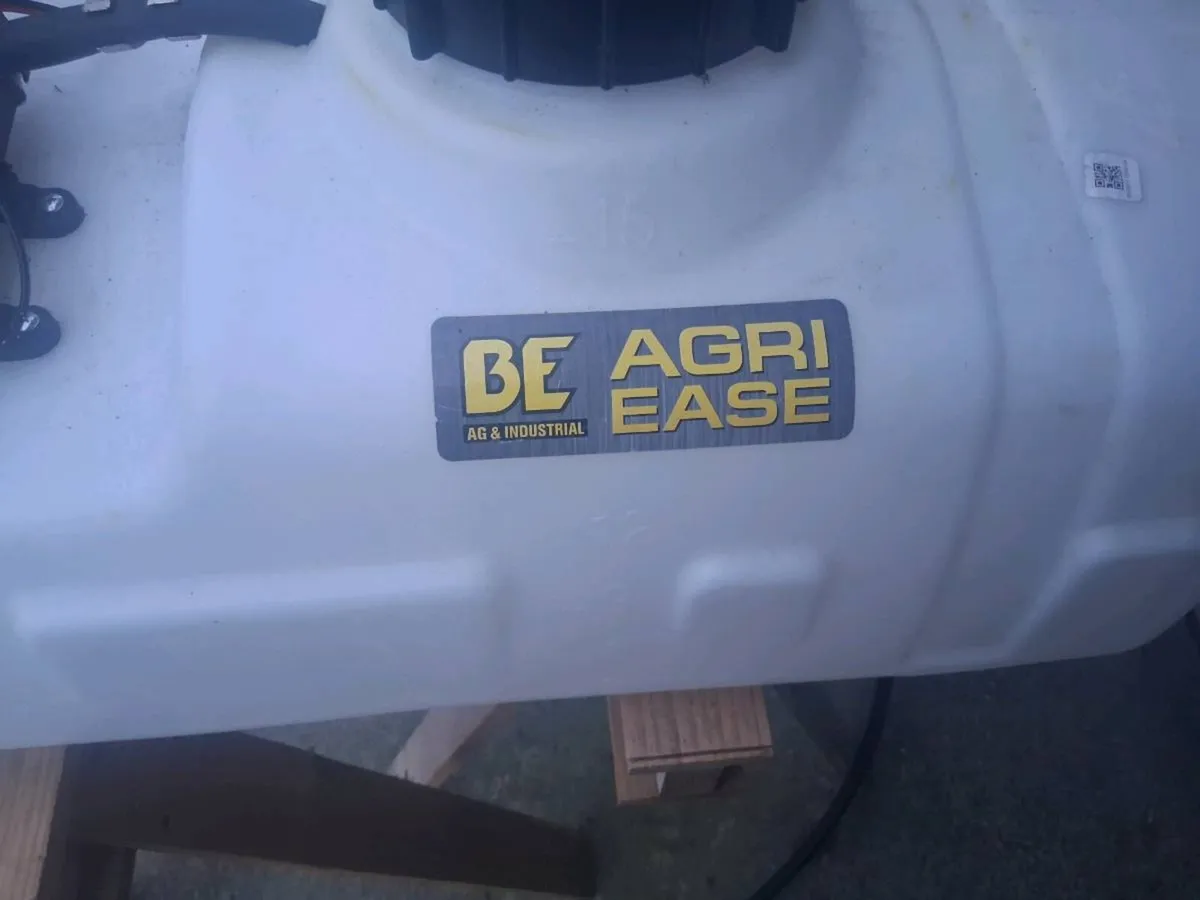 Quad sprayer - Image 1