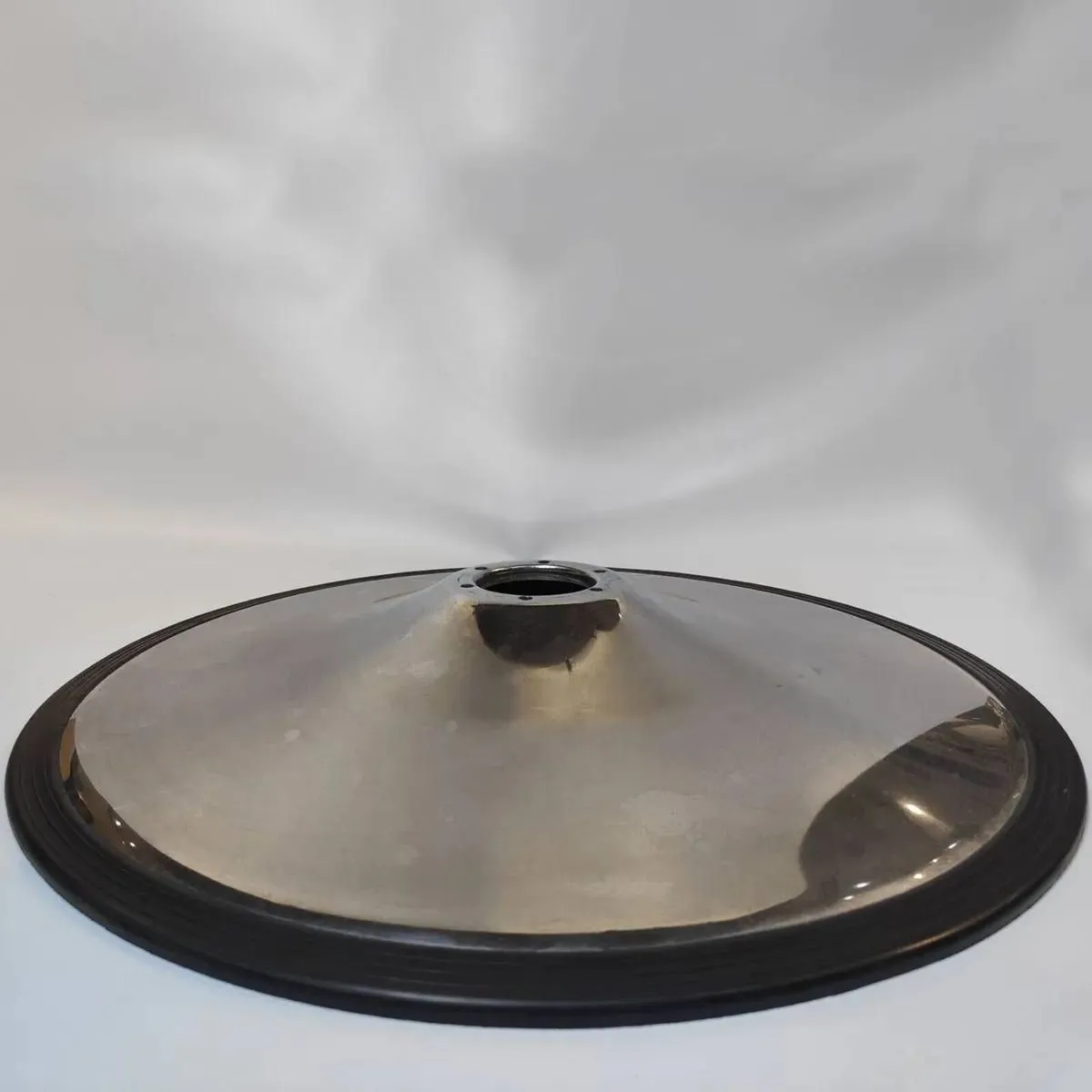 Hydraulic Chair Pump Base for Barber Chairs - Image 1