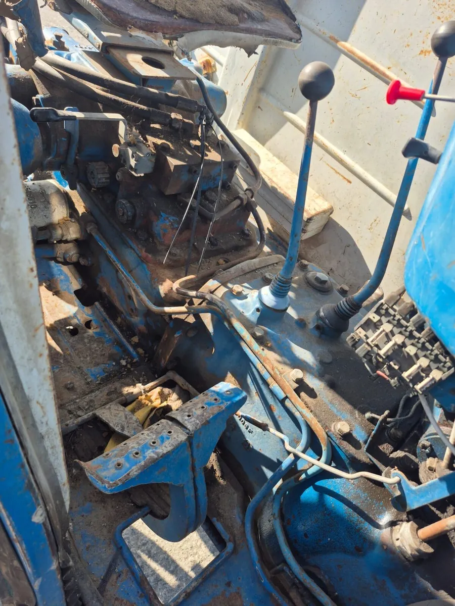 Ford 5000 Dual Power - Image 4