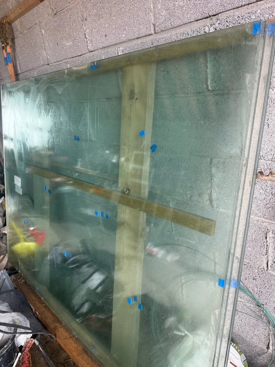 Shopfront glass panes - Image 1