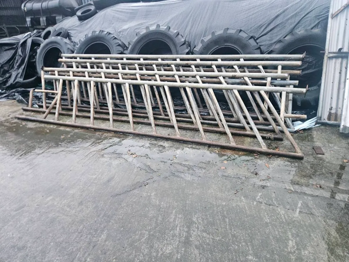 Feeding Barriers - Image 2