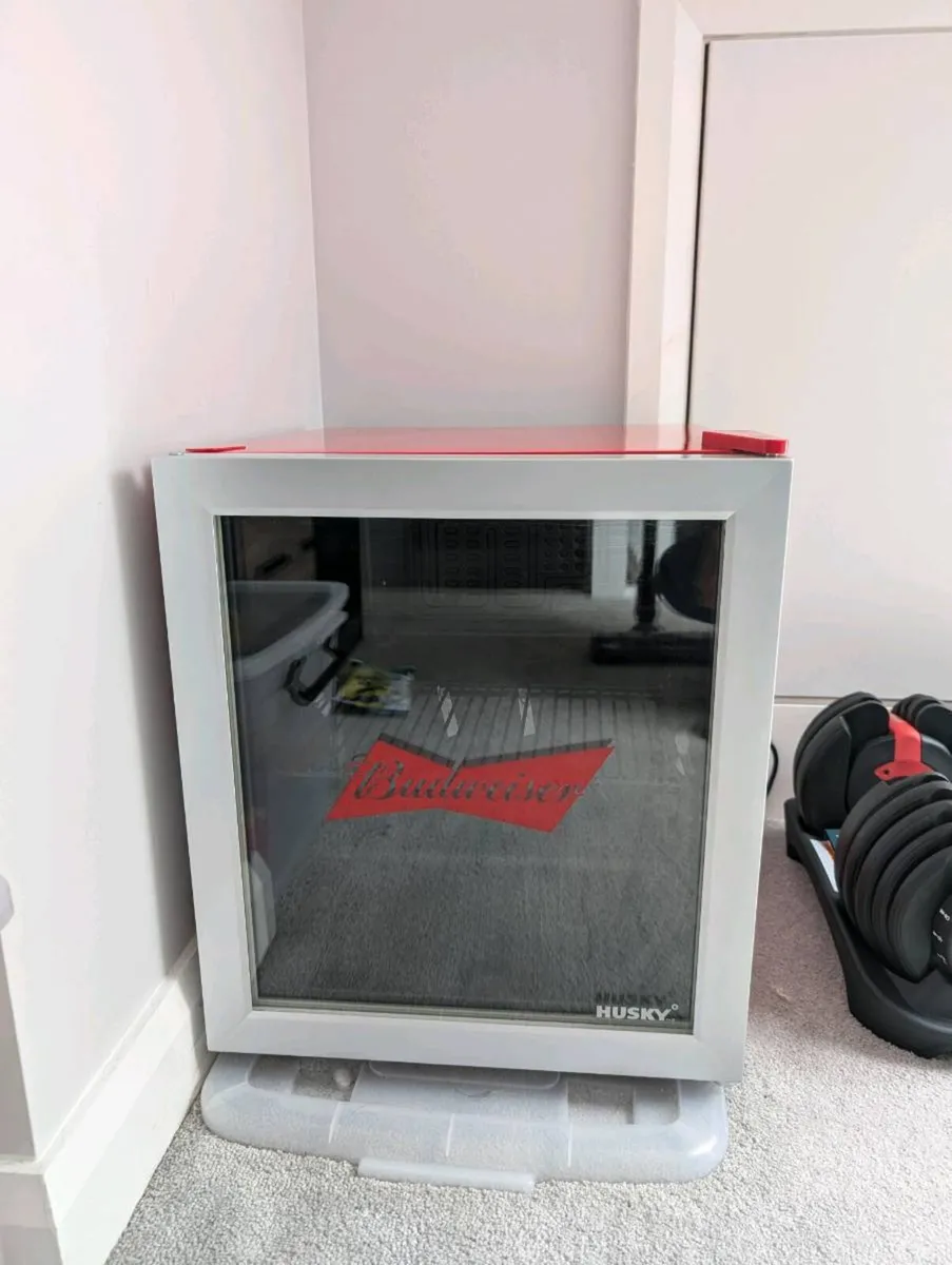 Husky Mini Fridge - Image 2