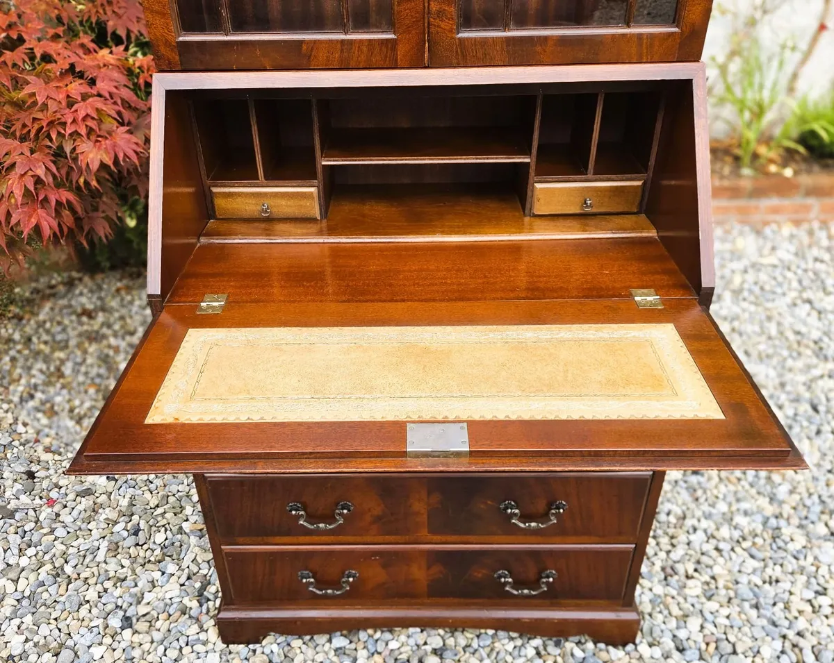 Vintage Mahogany Bureau Bookcase - Image 4