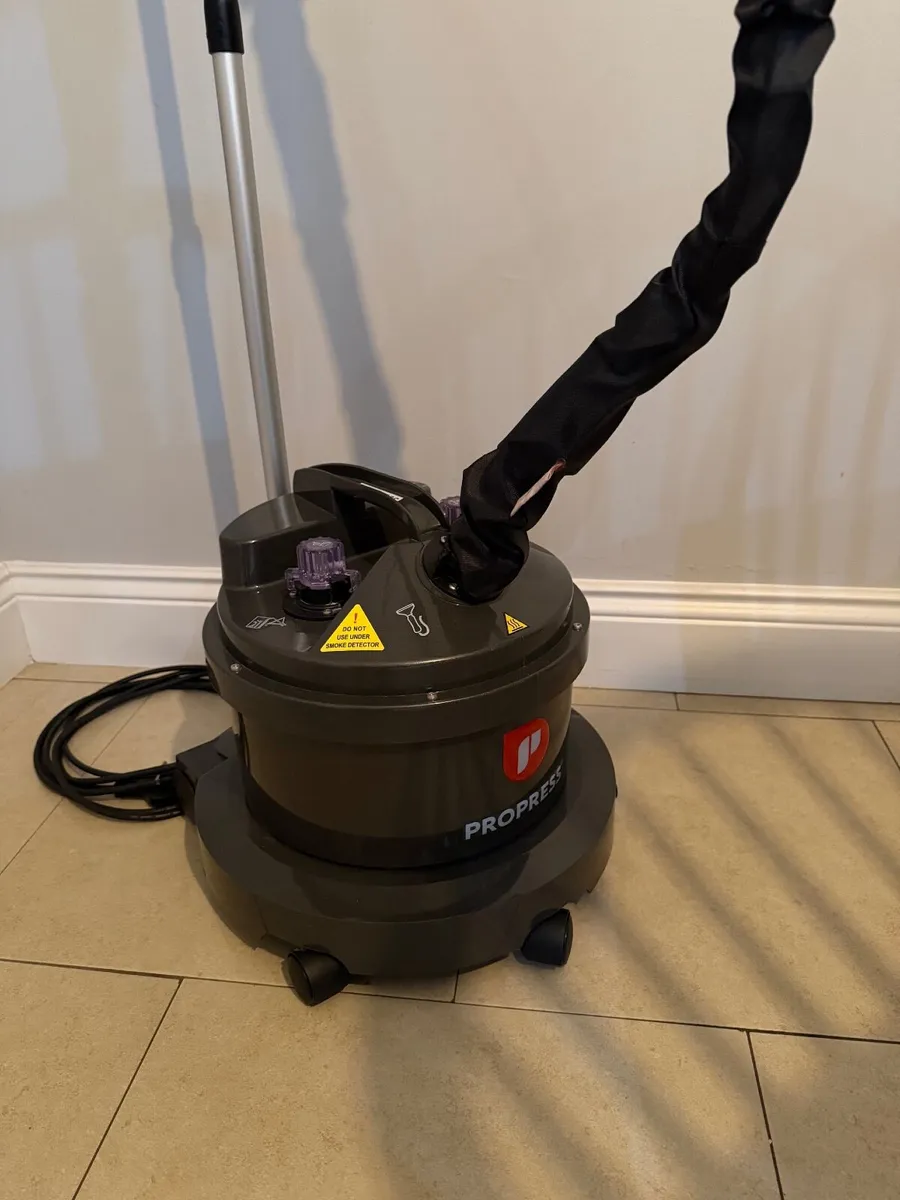 ProPress Professional Clothing Steamer - Image 3