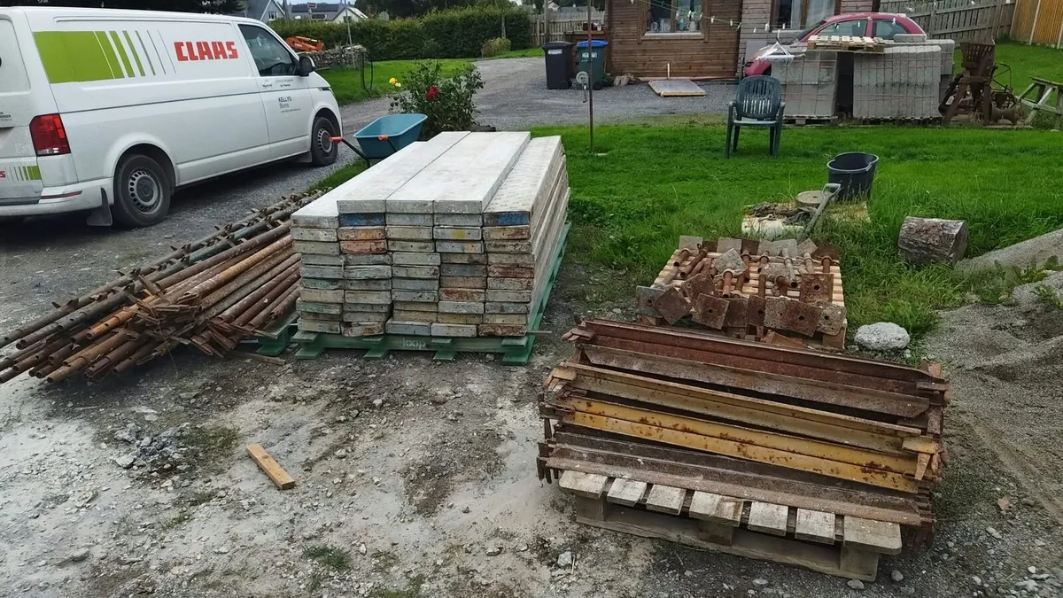 Scaffolding - Image 1