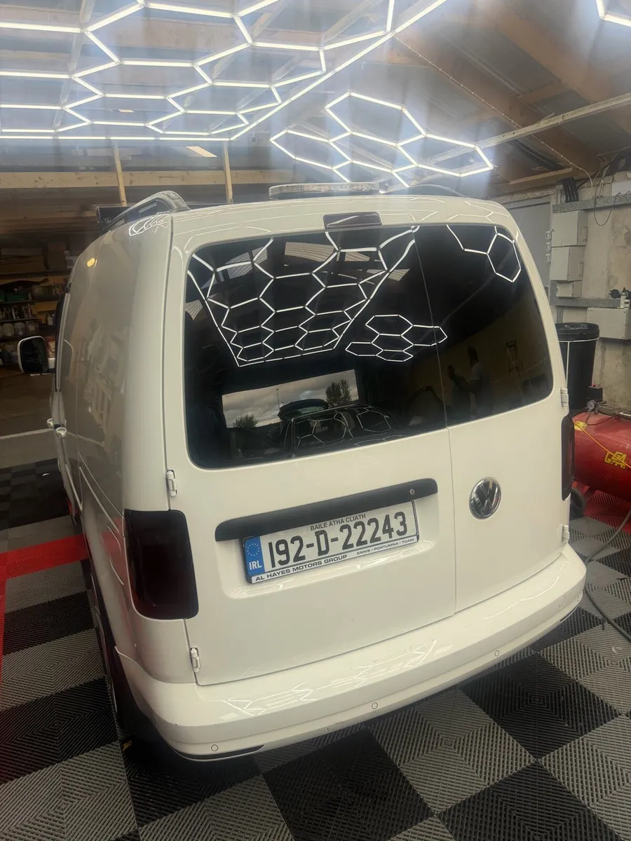 2019 vw caddy low mileage - Image 4