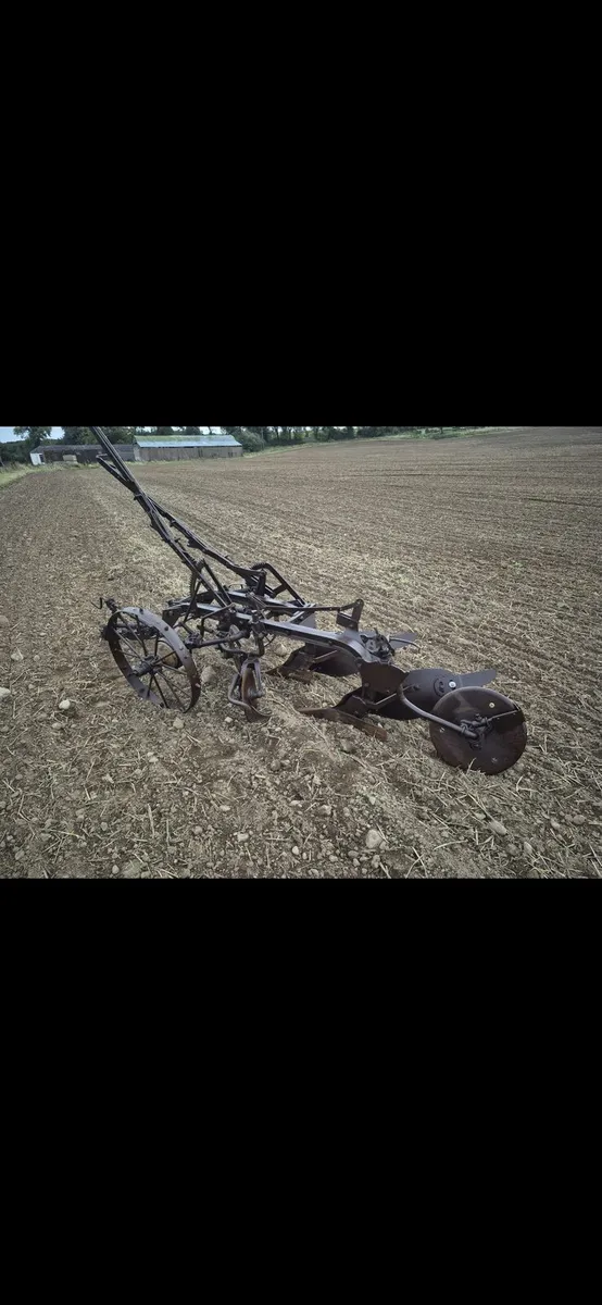 International trailer plough - Image 2
