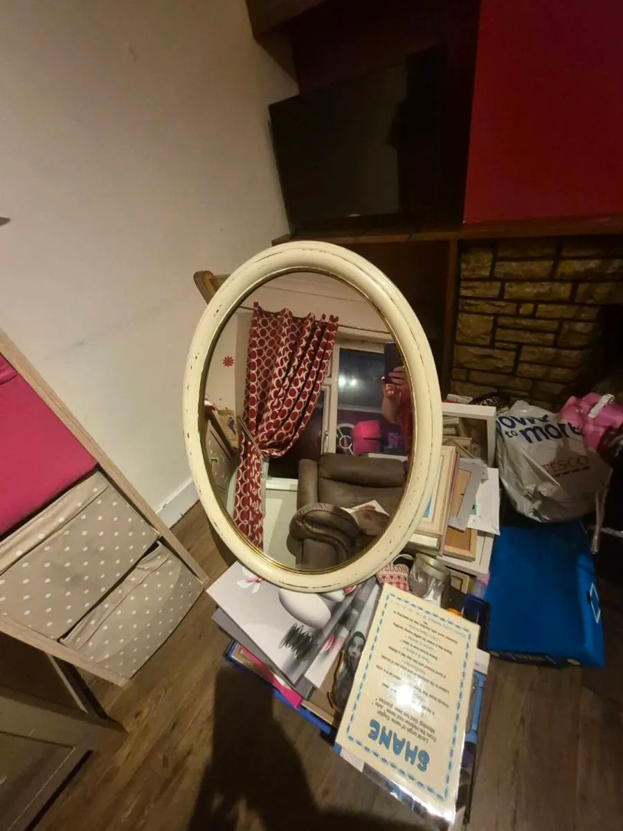 Mirror - Image 2